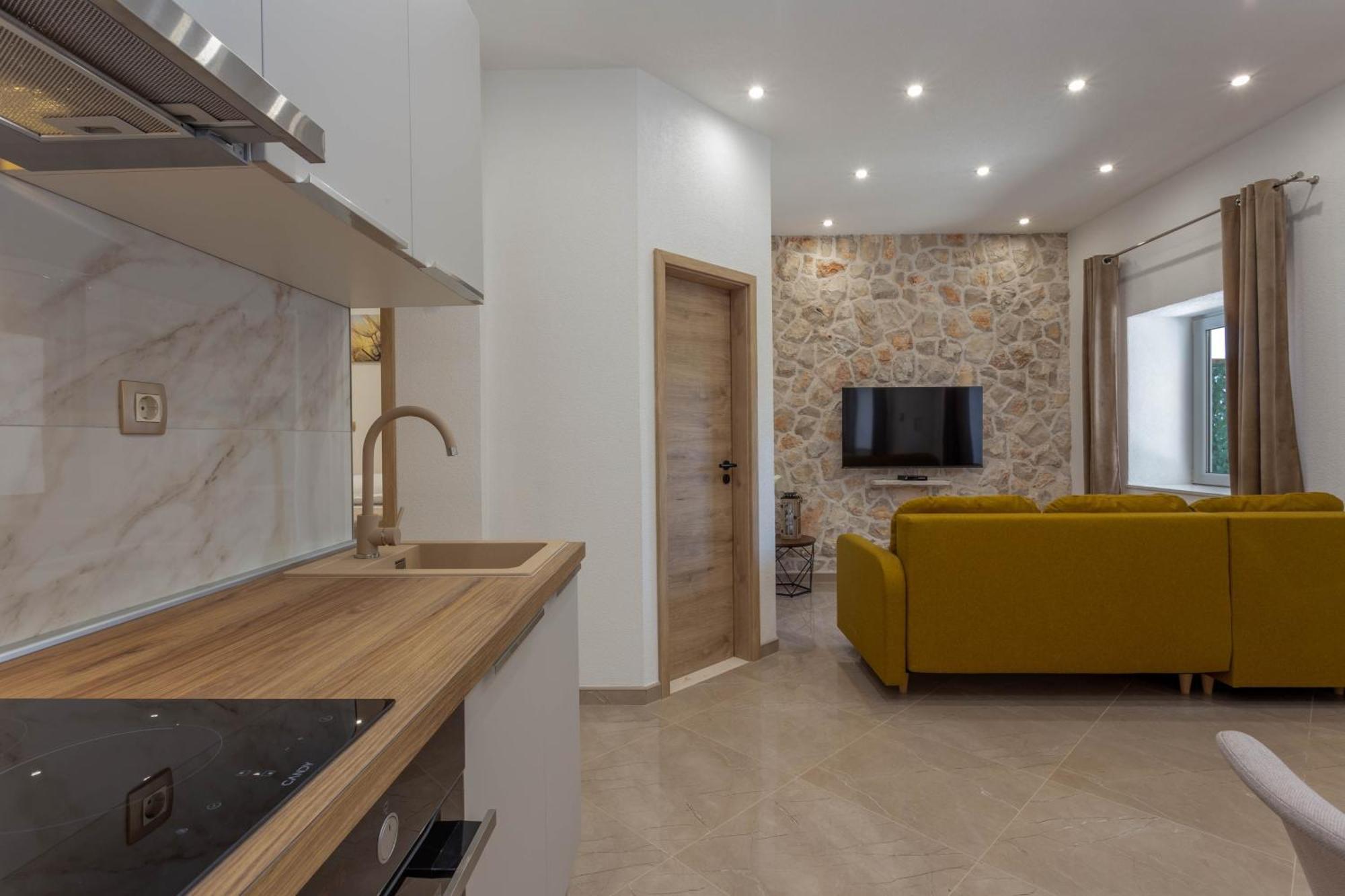 Apartment Zastupac 8761A Хвар Экстерьер фото